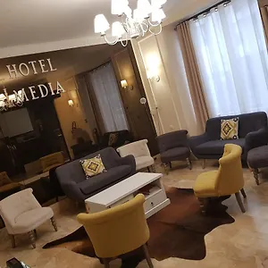 Hotel Media, Paryż