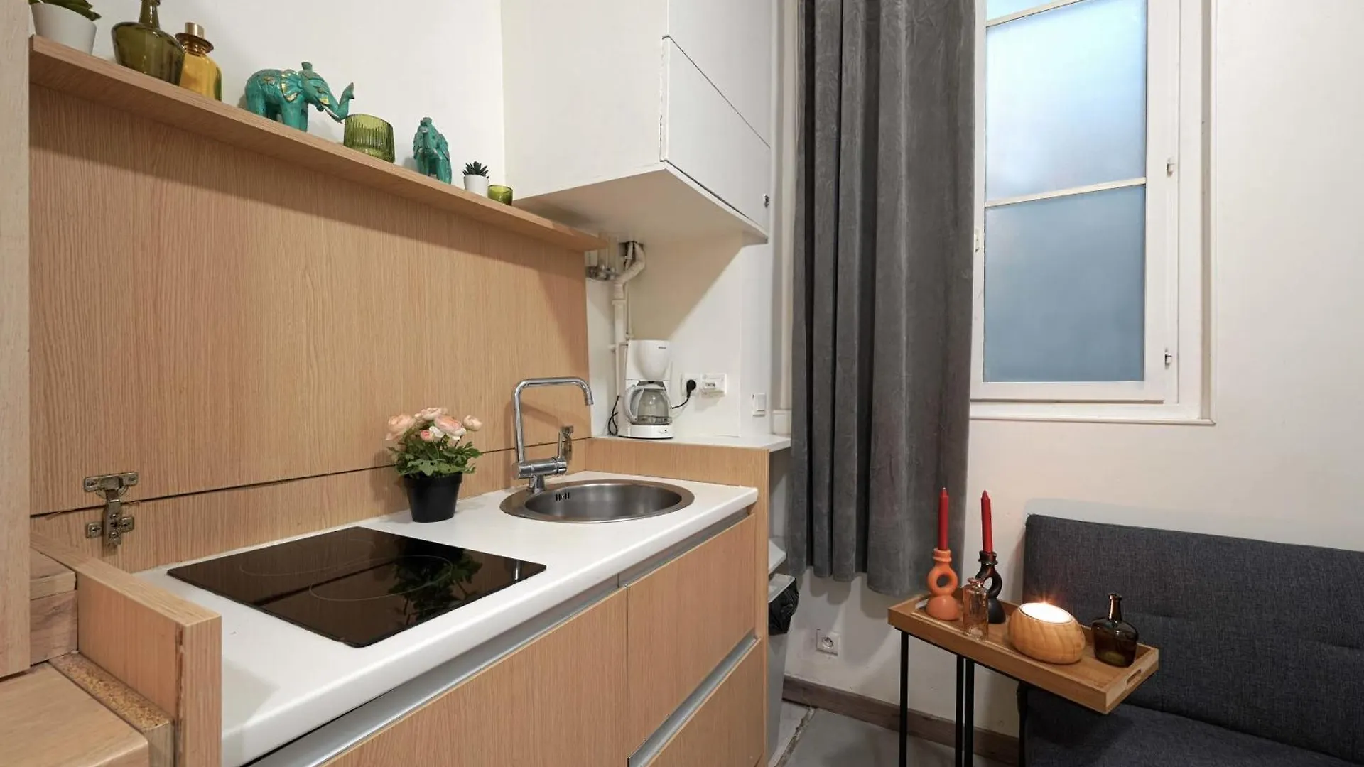 Small Studio For 3 In The Marais Apartment Paris France