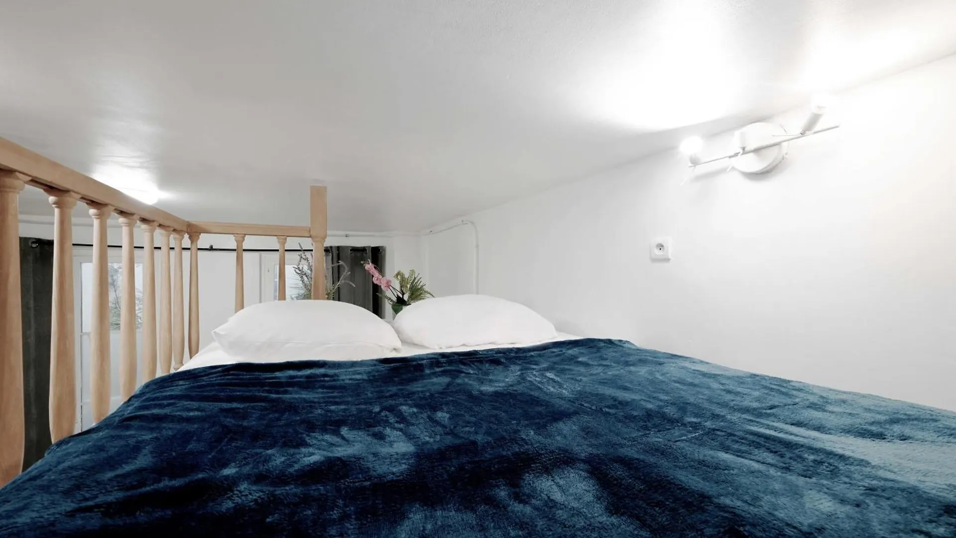 Small Studio For 3 In The Marais Apartment Paris France
